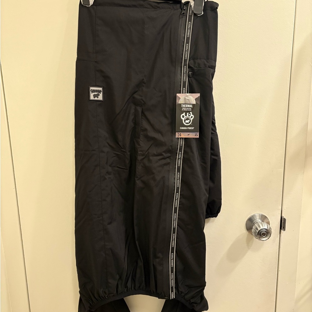 Canada Pooch The Snow Suit Size 24